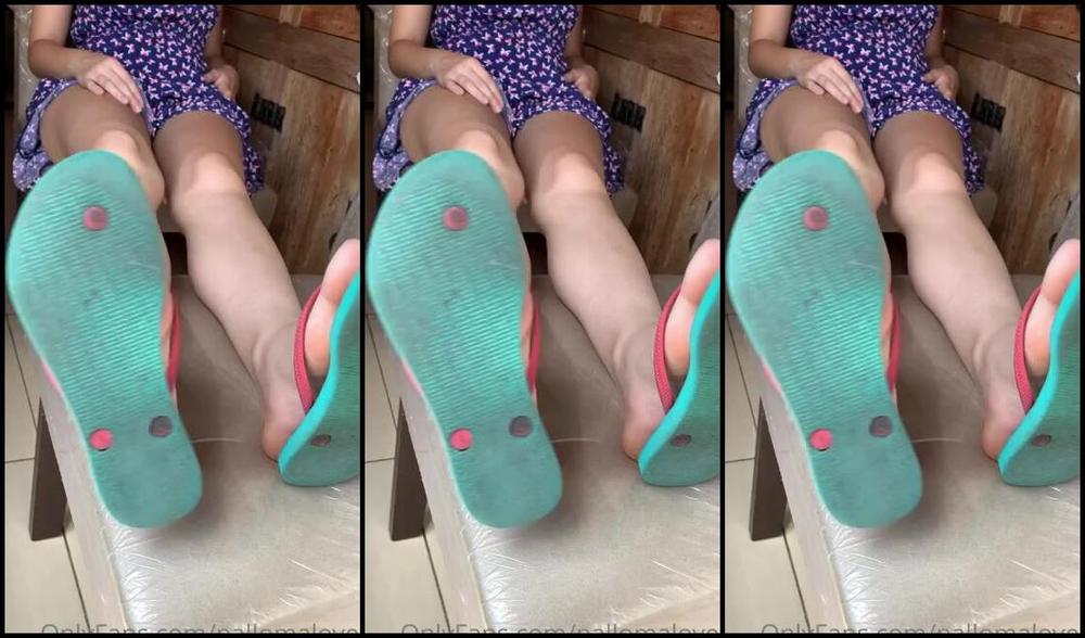 Palloma Lovely Nicknamed Pallomalovely 03 08 2021 Onlyfans Video Solinha Levemente Suadinha Depois De Ter Ido Ao Mercado De Chinelinho