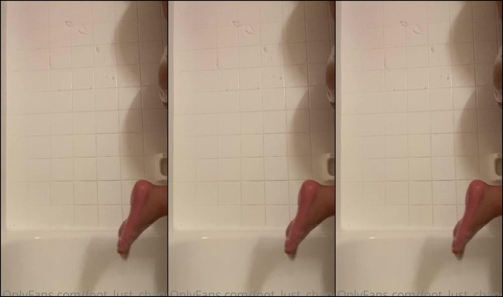 Chenalfeet Full Shower Video