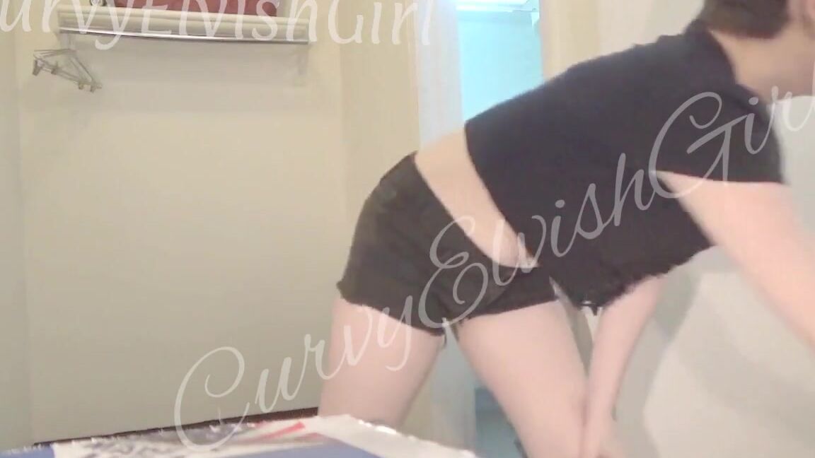 Curvyelvishgirl Sexy Dancing Striptease