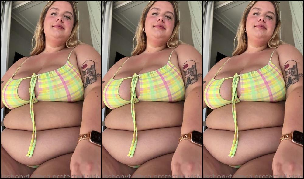 Alissbonyt 2755154890 01 26 2023 Do You Think I Look Good In A Bikini