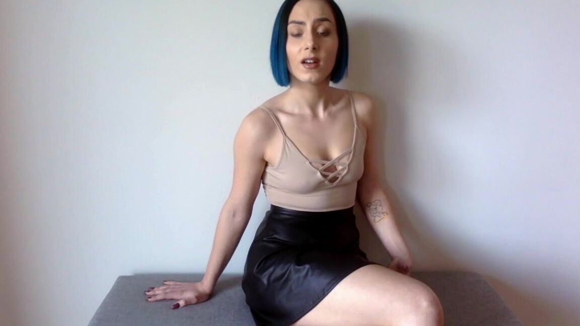 Goddess Arielle The Piggy Die ManyVids