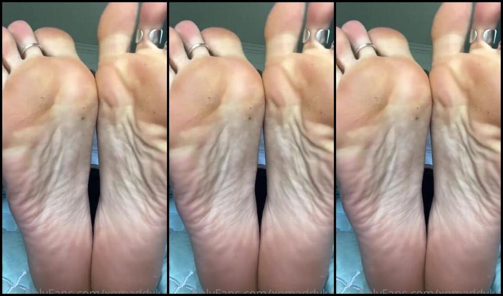 Goddess Kaylee Aka Xomaddykxo Onlyfans I Always Keep You On The Edge Of Your Seat Babep