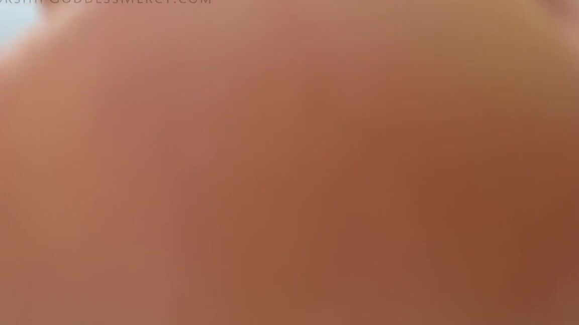 Goddess Mercy Aka Worshipgoddessmercy Onlyfans Come On Little Foot Bitch Get Fucking Licking Its Not Just Your Job To Lick Off All The Sweatp