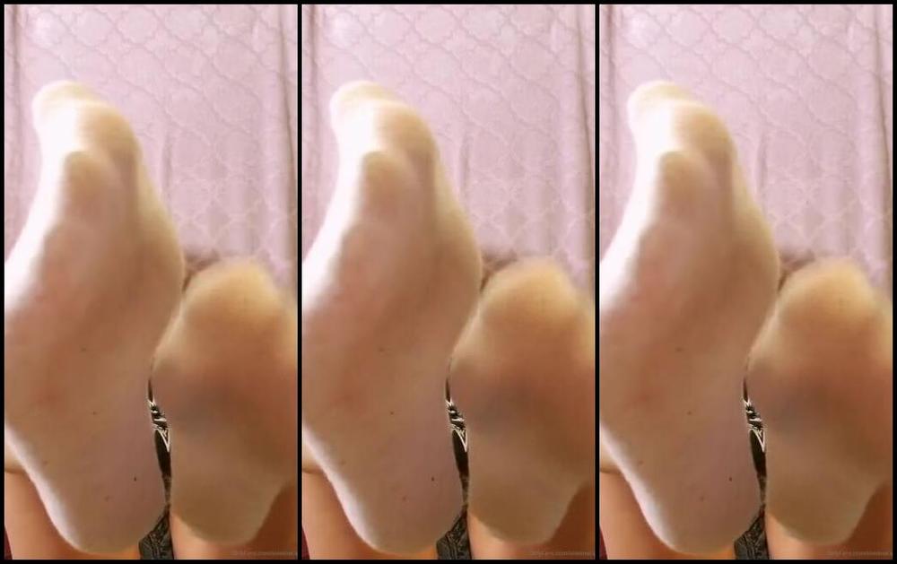 Solesnack Nicknamed Solesnack Onlyfans These Socks Will Be On Their Way To One Of You Very Soon But I Wanted To Share This Smelly Little