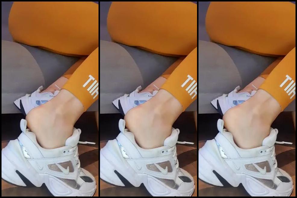 Sofiastoe Aka Sofiastoes Onlyfans Ohhhh How I Wish I Could Send You The Scent I Hope Youre Going To Help Me Put My Toe