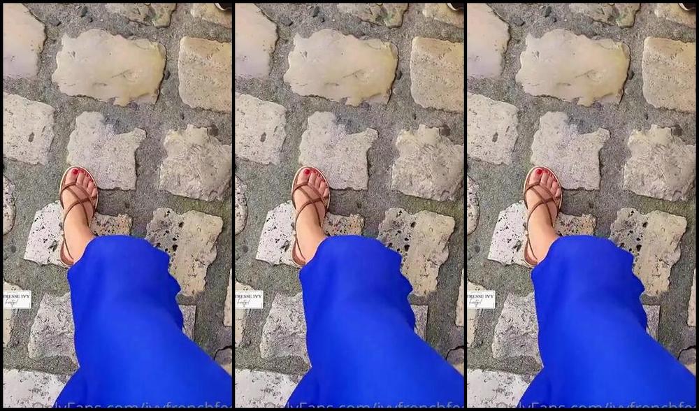 Maitresse Ivy Nicknamed Maitresseivy Onlyfans Petites Sandales Et Robe Bleue Dans La Rue