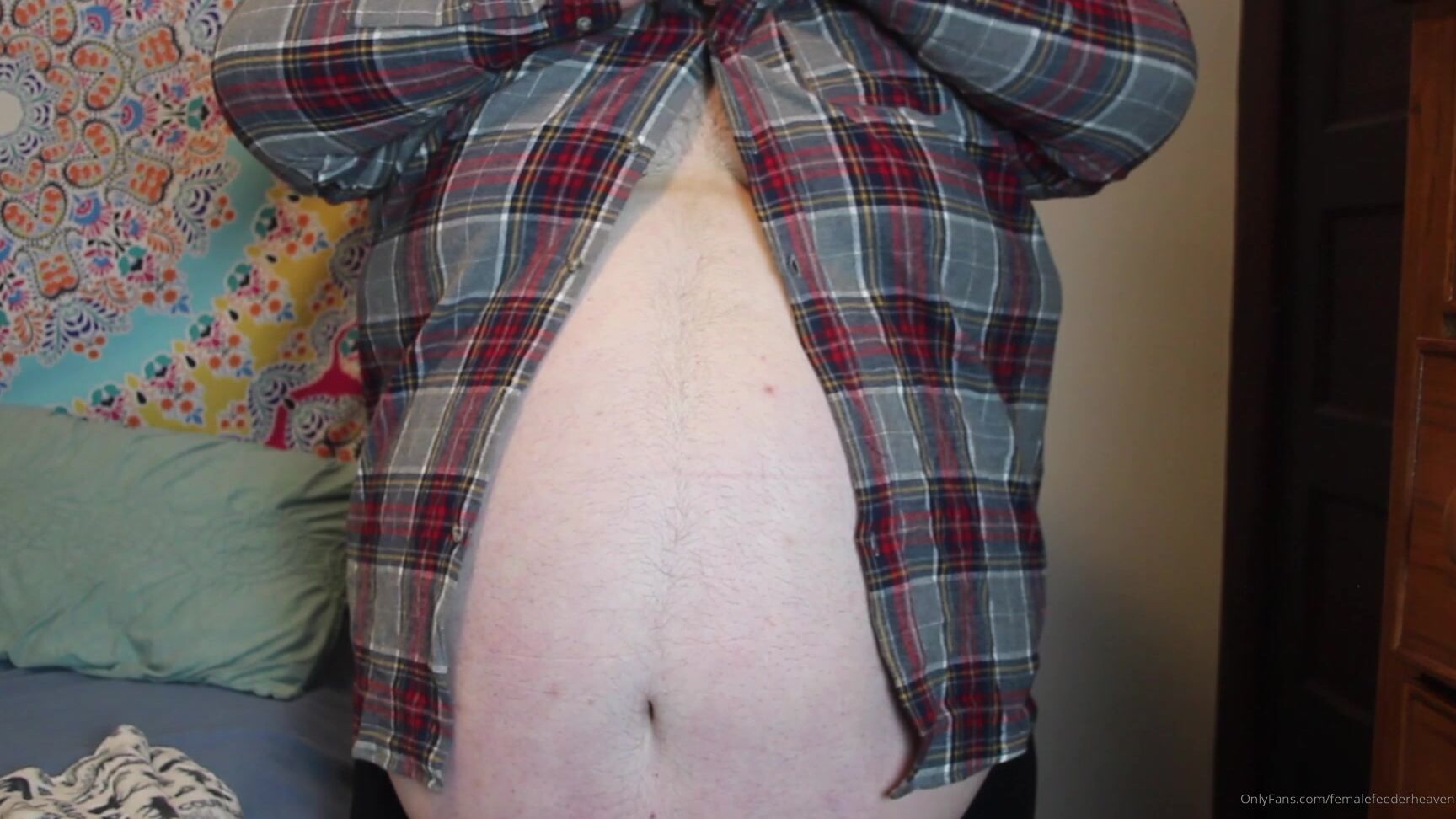 Femalefeederheaven Trying On An Old Xl Shirt Let S See How It Looks On Him Now