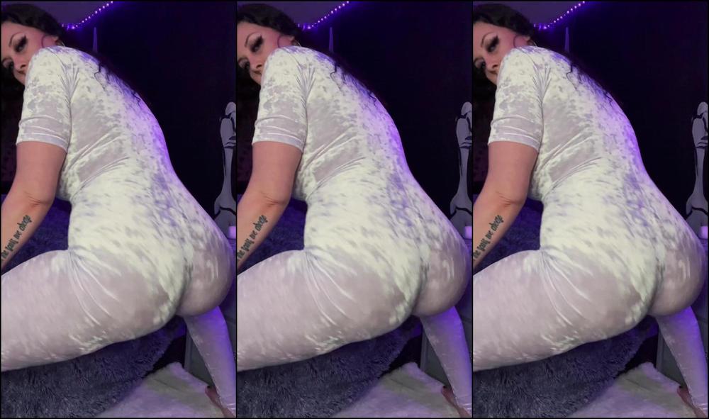 Lochnessa93 2782709162 02 28 2023 Had To See How Much My Ass Would Move In This One Piece Hehe