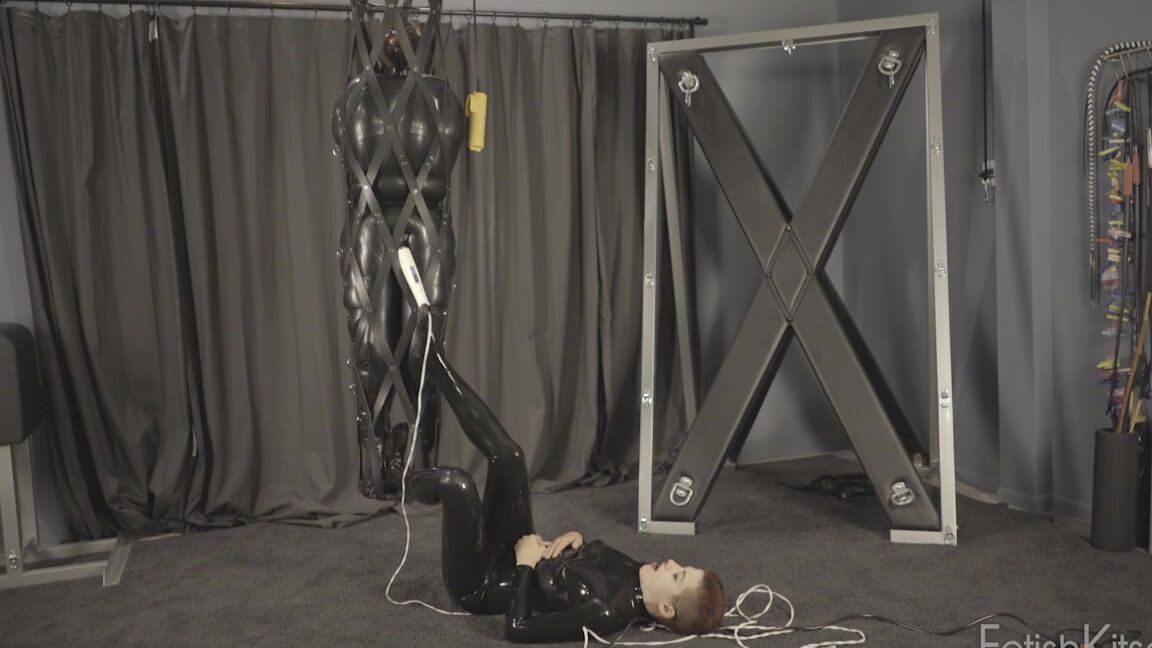 Fetish, Latex, Rubber Ingrid Mouth, Nenetl Avril - Inflated & Suspended fetishkitsch.com