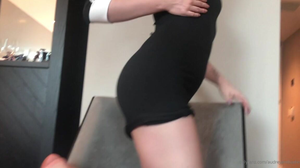 Audreyandsadie Riding Her Fingers