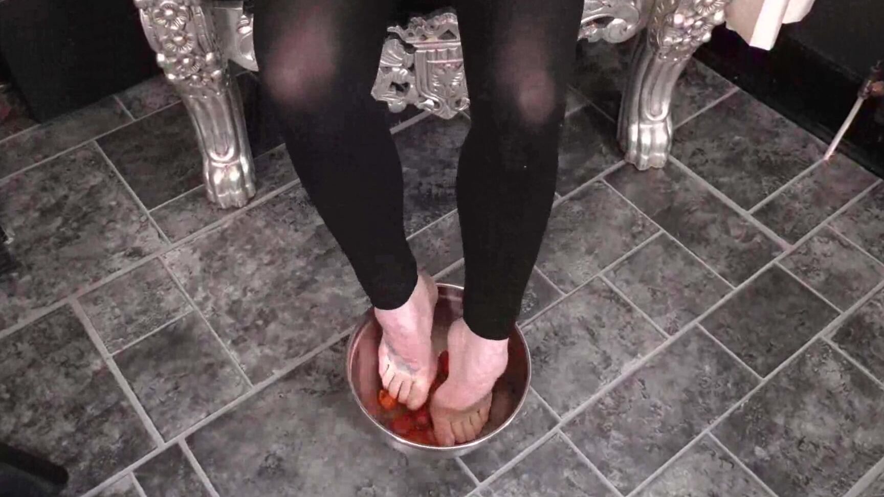 Miss Ruby Marks Ew Video Crush The Humiliation Continues Grovel At My Perfe