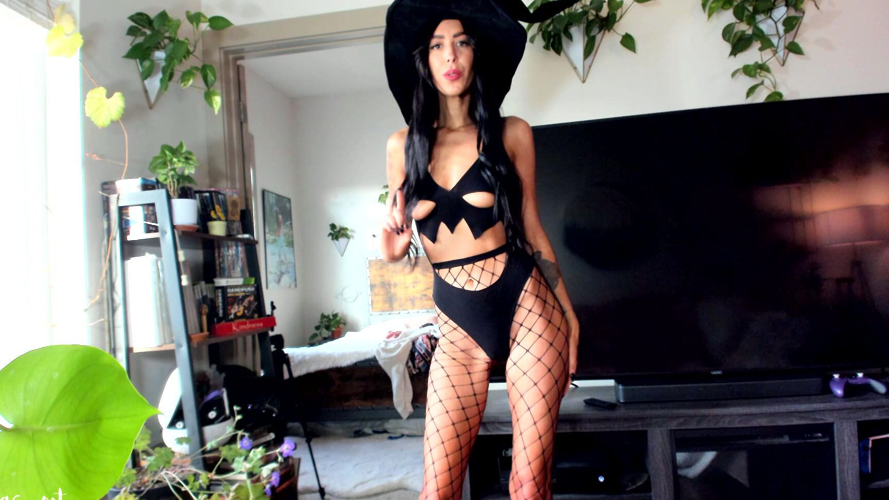 Cuckolding,Family,Halloween,Mommy Roleplay,Taboo rheasweet custom mom puts a spell ManyVids