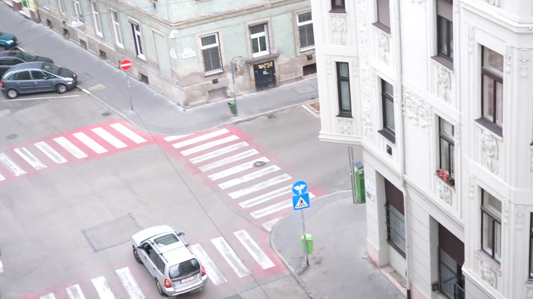 GymBabe - Full Movie CFNM Humiliation In Public ManyVids