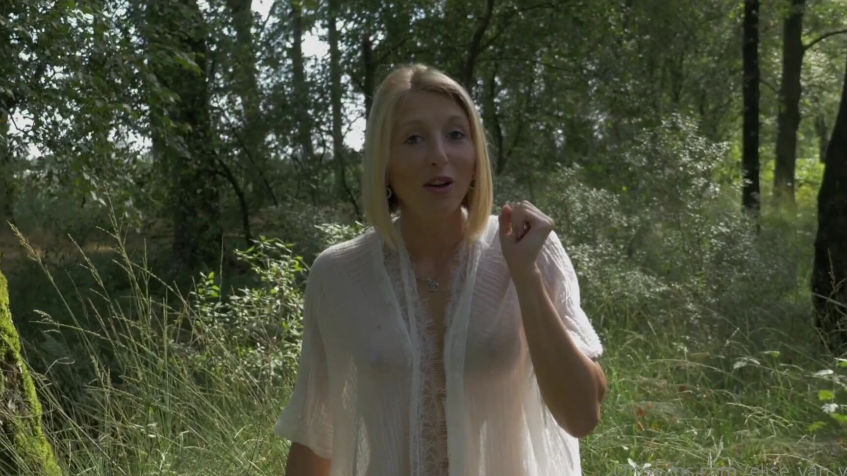 Elise Van Vlaanderen Een Mooie Naakt Shoot In De Natuur Een Paar