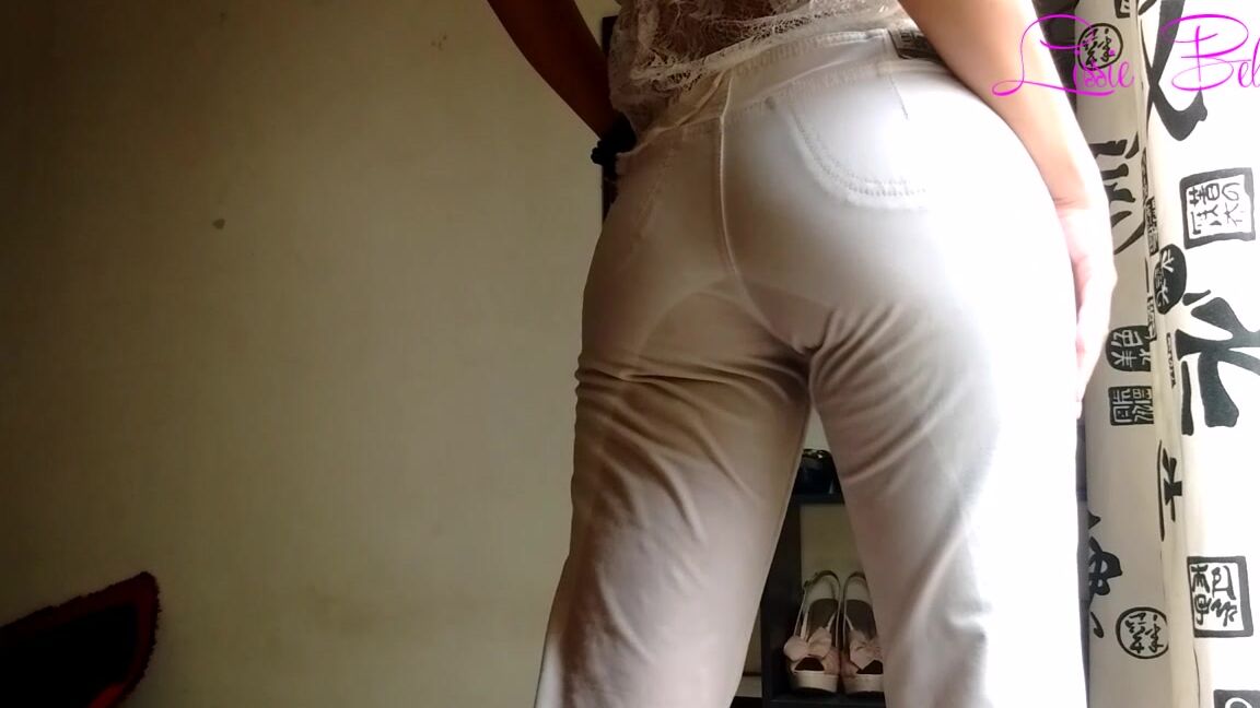 Lissie Belle Let Me Pee