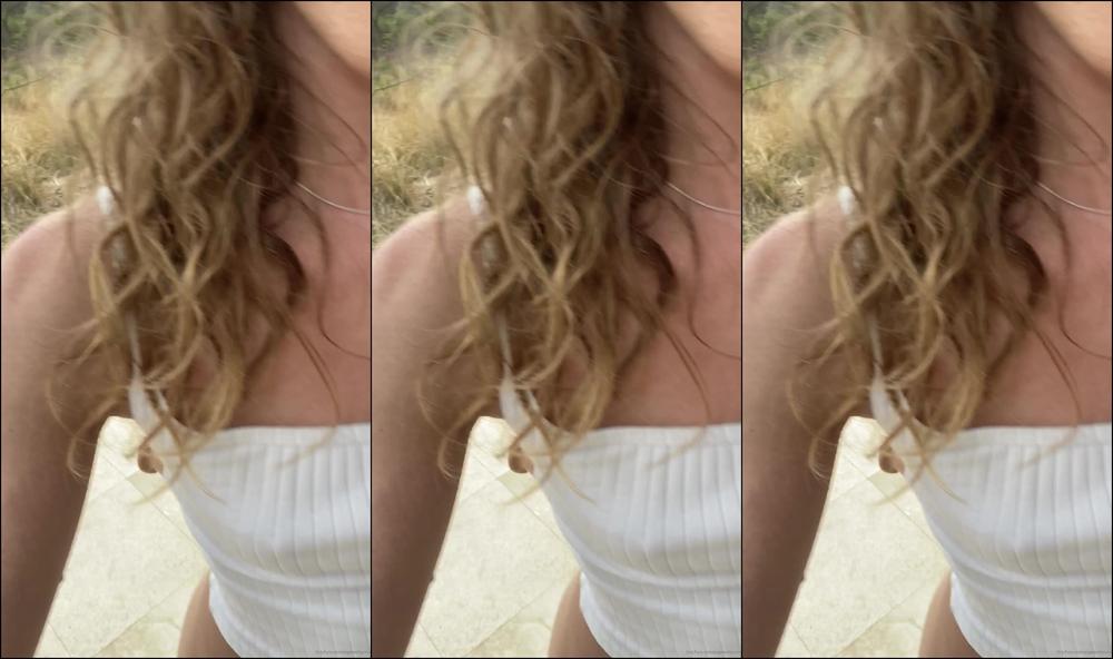 angelemilyxxxx-05-11-2019-81620681-petite-pr-paration-anal-avant-de-bosser-voudrais-tu-y-mettre-ta-bite-j-adore-a