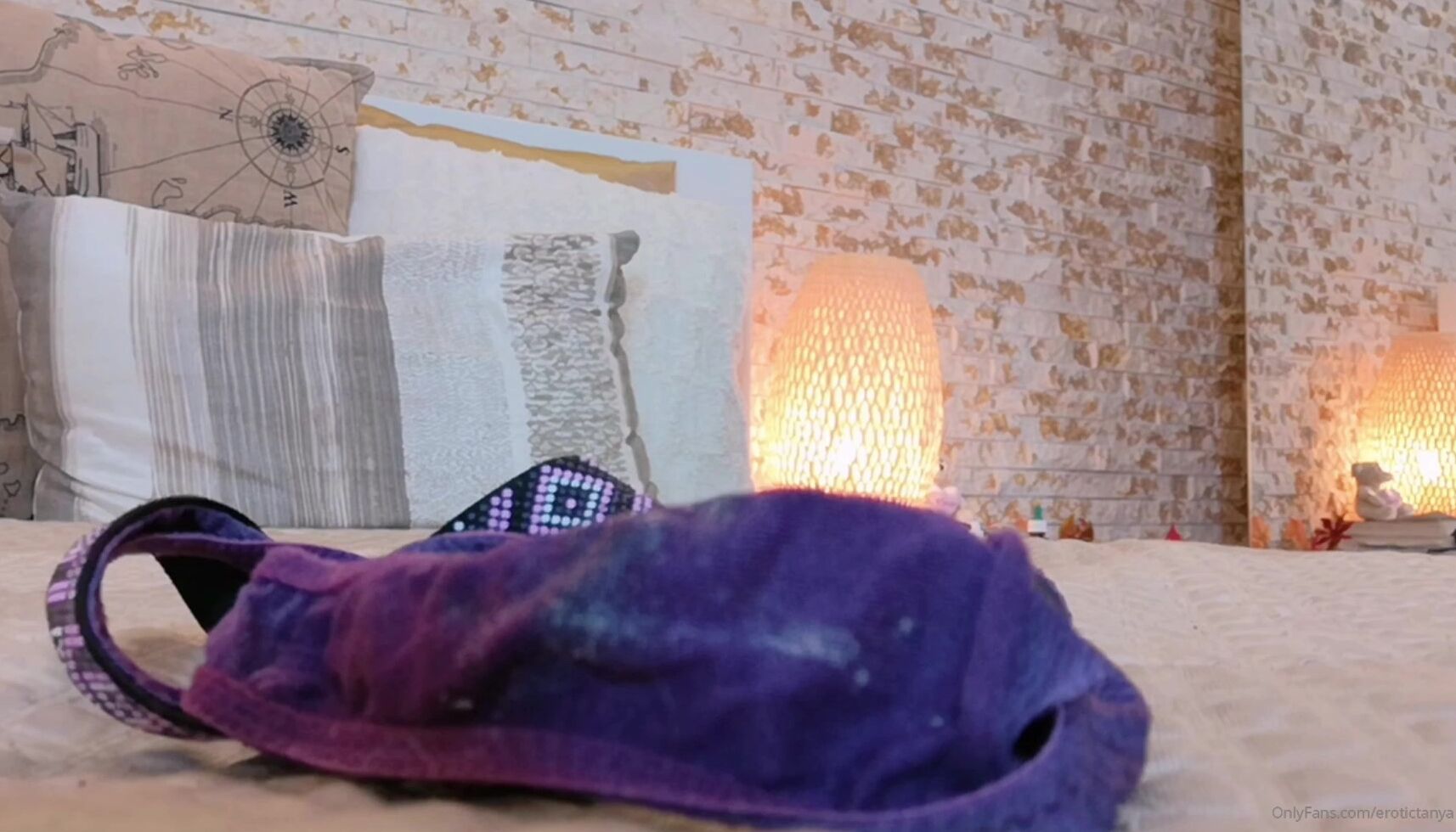 Erotictanya Love Ignoring You