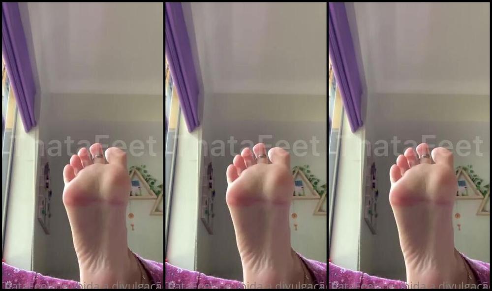 Thatafeet Nicknamed Thatafeet Foot Fetish 11 09 2021 Onlyfans Video Solinhas Na Janela Meu Pe E Dedos Estralando