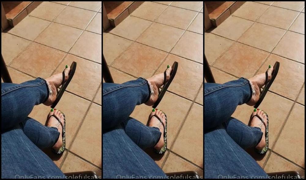 Solefulsassy Onlyfans Little Dangle For You As The Sun Is Out Mxn