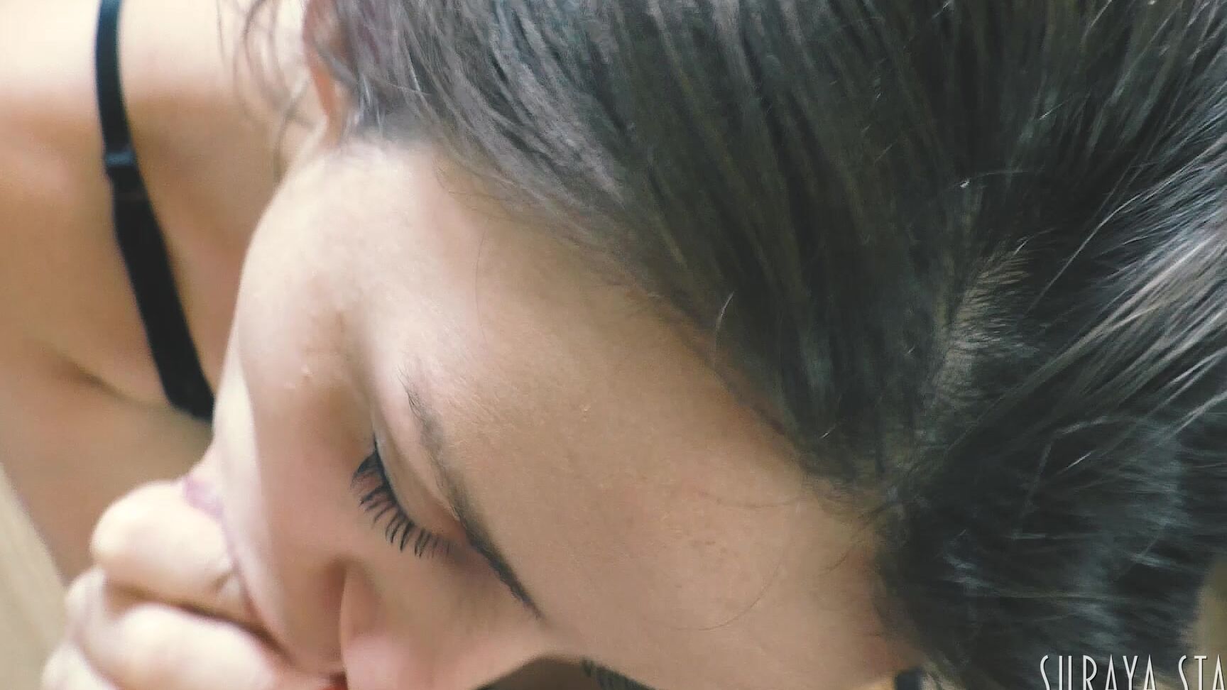 suraya stars naughty girl sucking a hard cock Manyvids