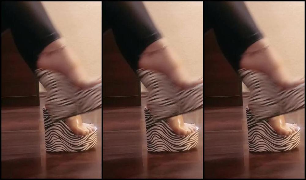 Madiheels Nicknamed Madiheels Onlyfans Hot Feet And Sexy Wedges Q5
