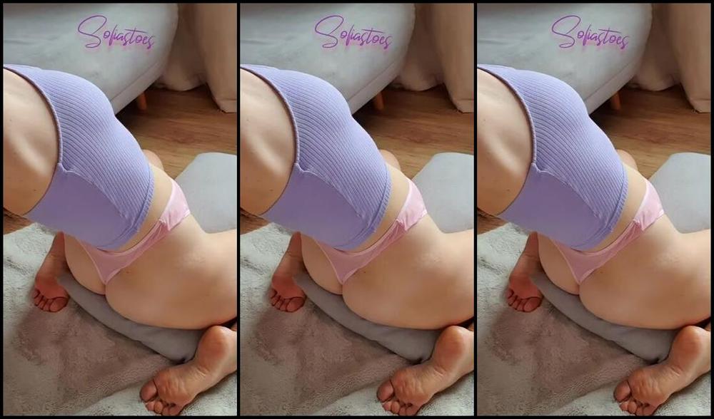Sofiastoe Aka Sofiastoes Onlyfans I Would Rather Be Riding Your Cock F
