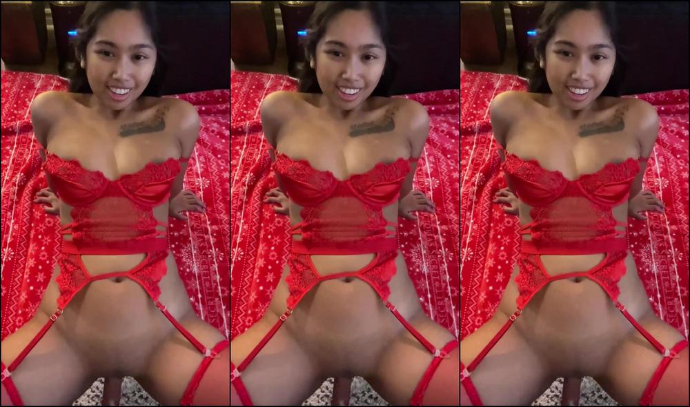 hayleyxyz 26 12 2022 463526471869149184 merry christmas do you think i ve been naughty or nice this year i fuck my dildo pov Fansly