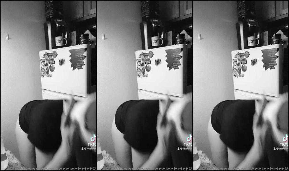 Jessischrist919 2713296528 12 11 2022 Good Morning Here S Something Silly To Spice Up Your Sunday Xoxo Jessis Christ