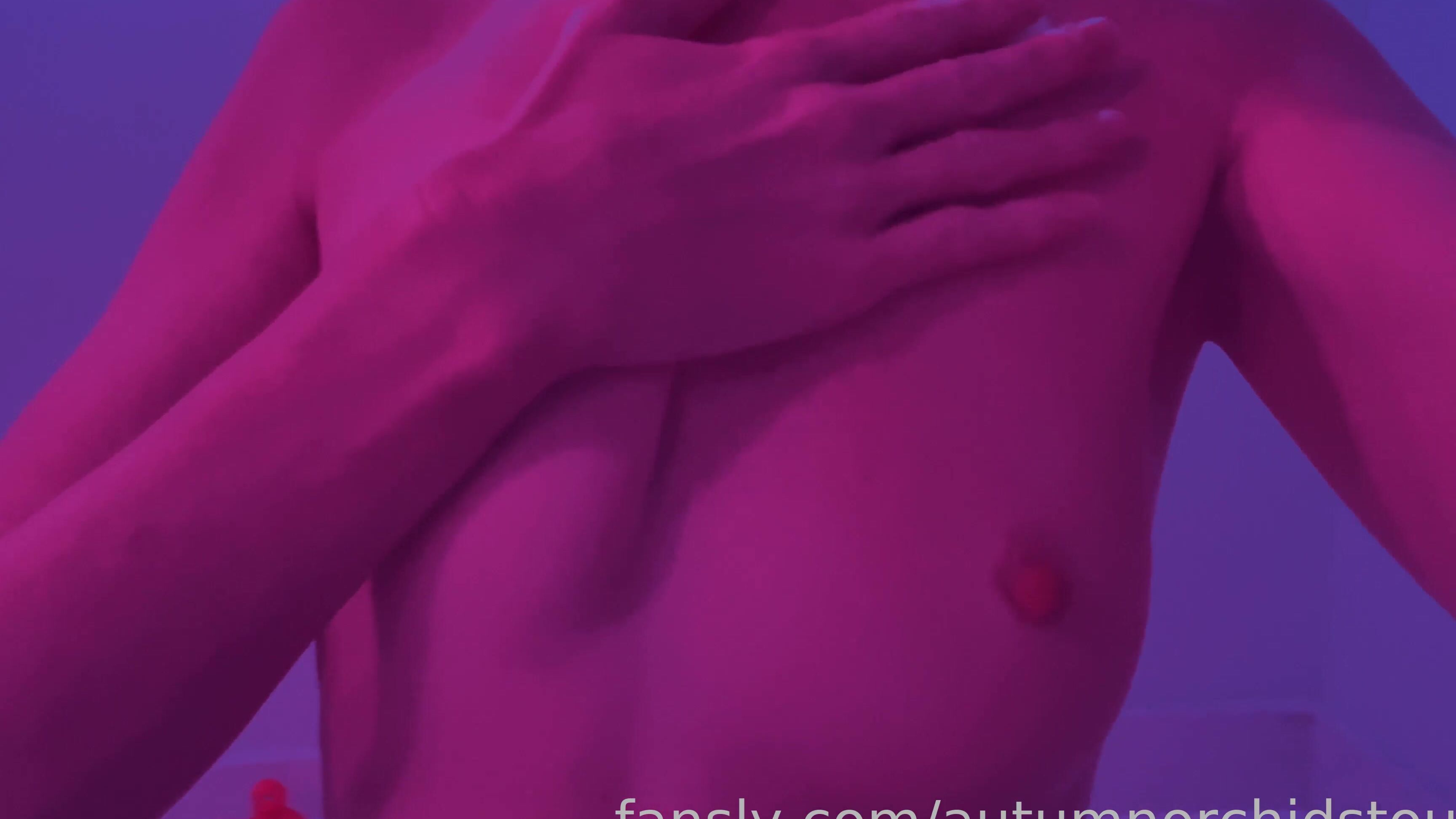 Autumn Orchid 414494575143432192