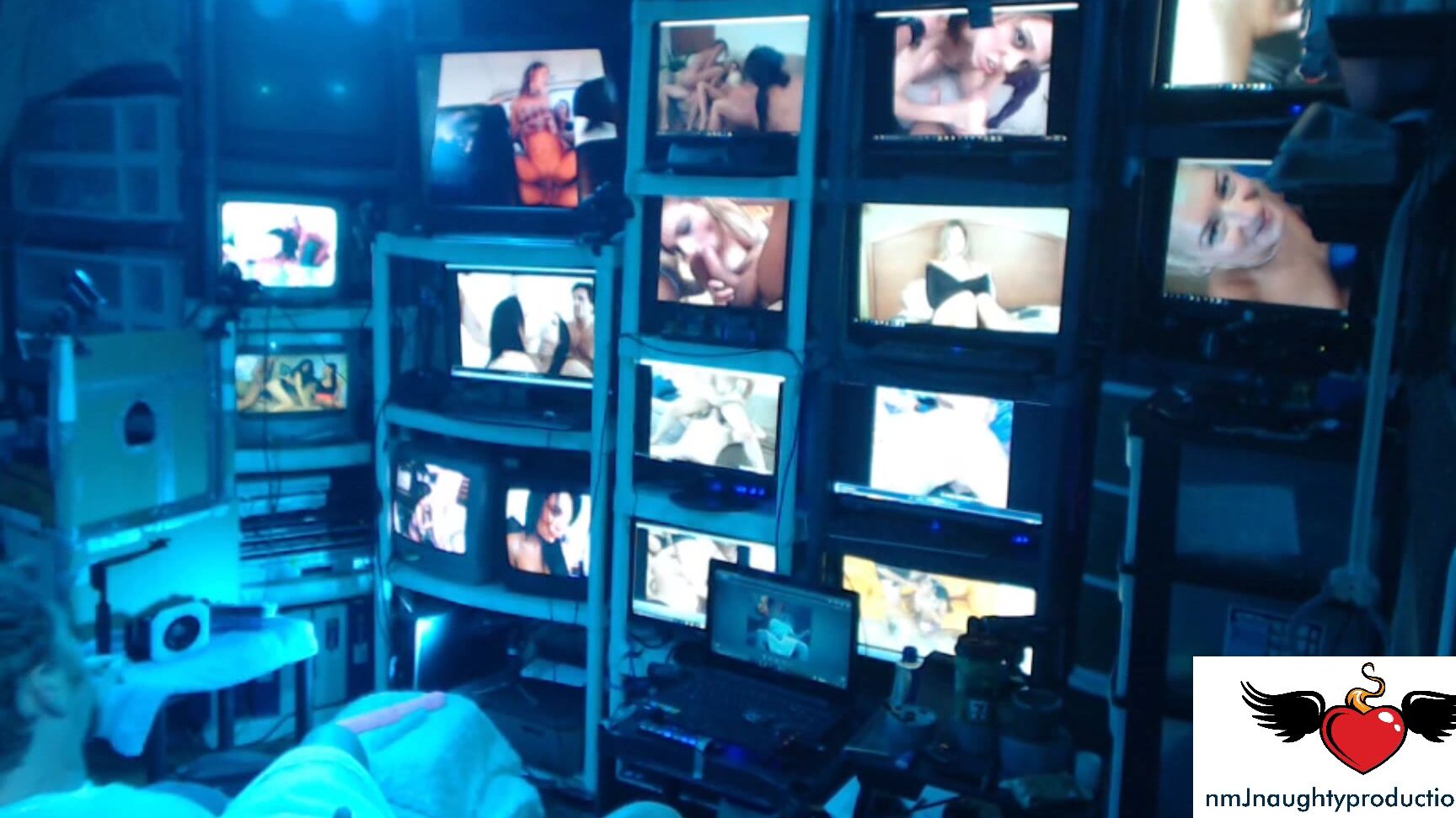 "nmjnaughtyvixens" adulttheater, fucking, masturbation, webcam adult theater spycam manyvids