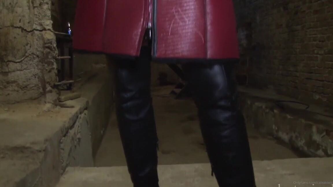 Calea Toxic Nicknamed Caleatoxic Onlyfans I Got Home All Right And Here As Promised The Whole Clip Smoking Fetish Goddess Have Fun