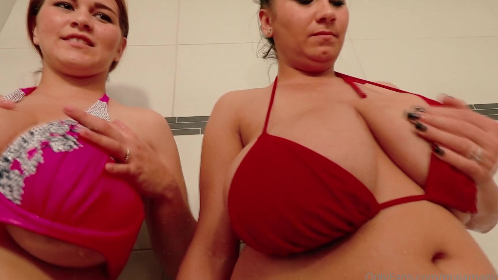 Majamagic M Erin And Helen In The Shower Helenstar Hugeboobserin