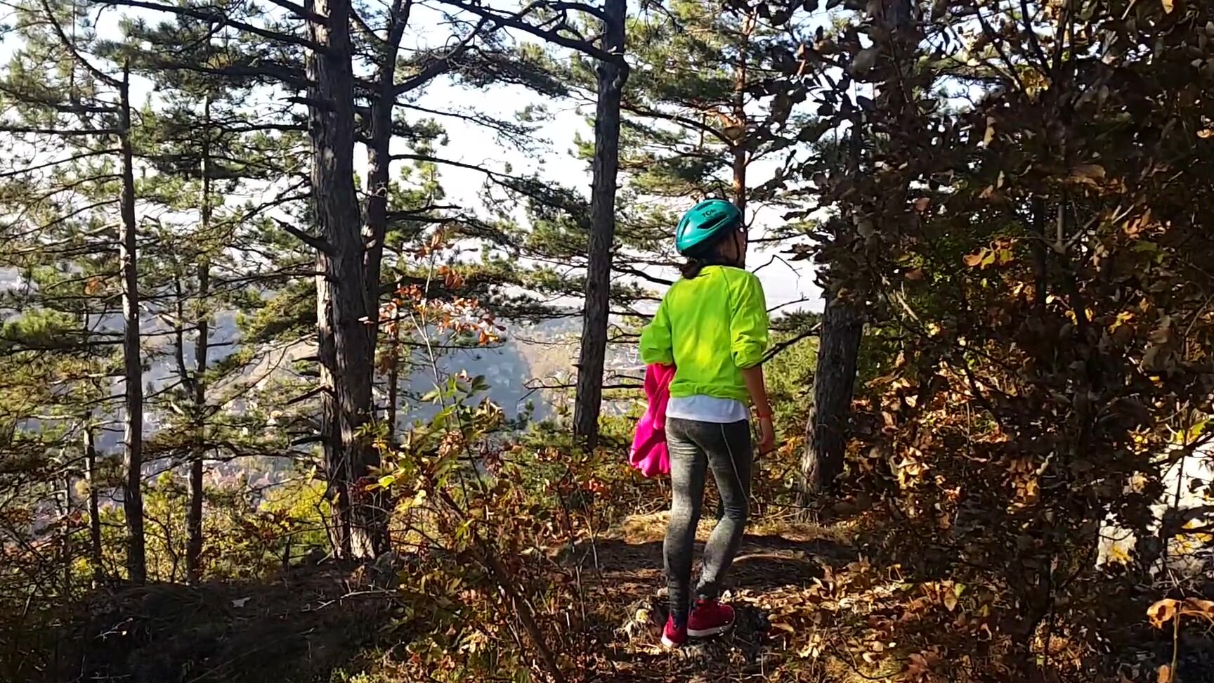 dream4angel high altitude pee on public mountain trail Pornhub