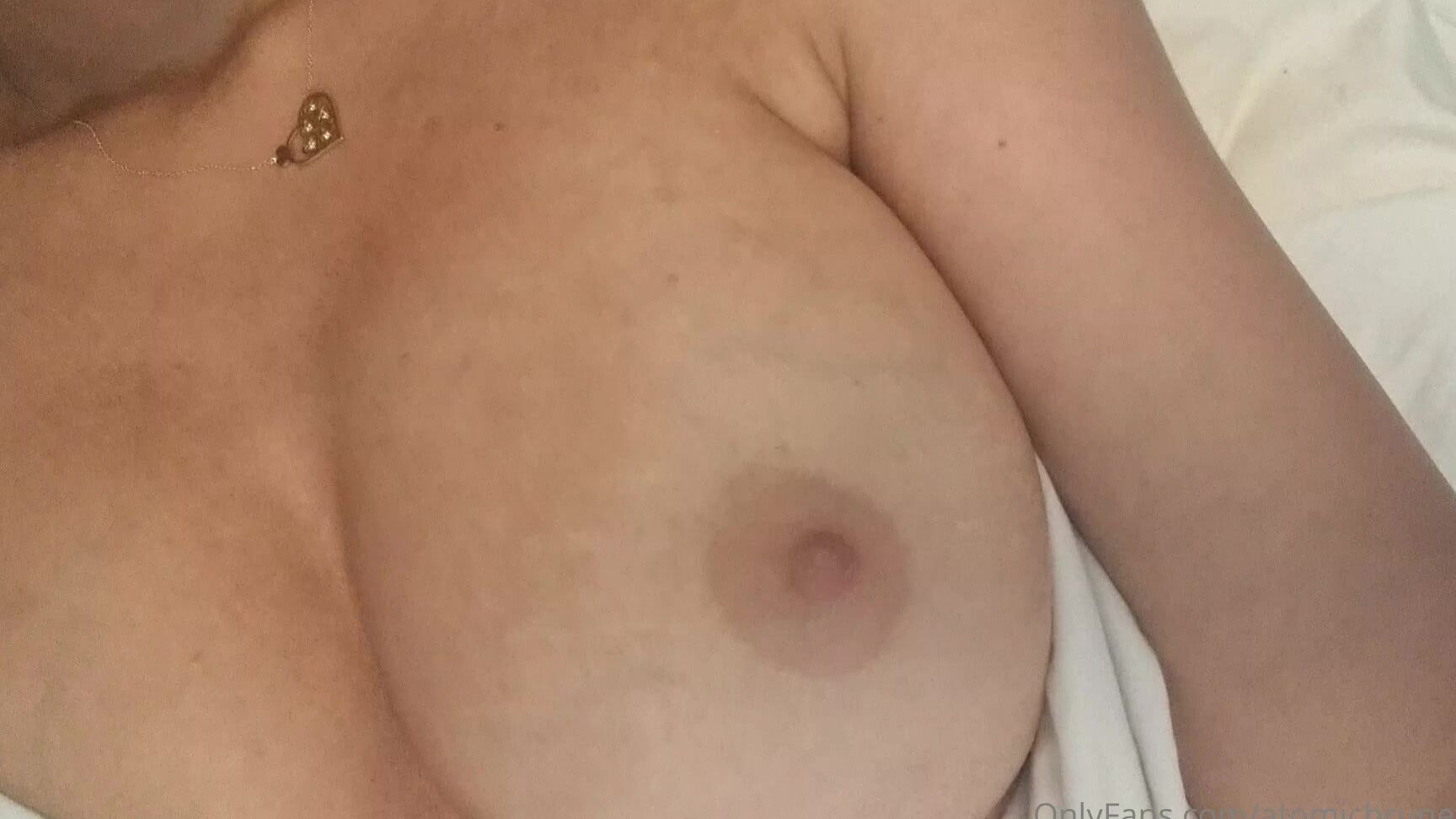 Atomicbrunette18 1 30