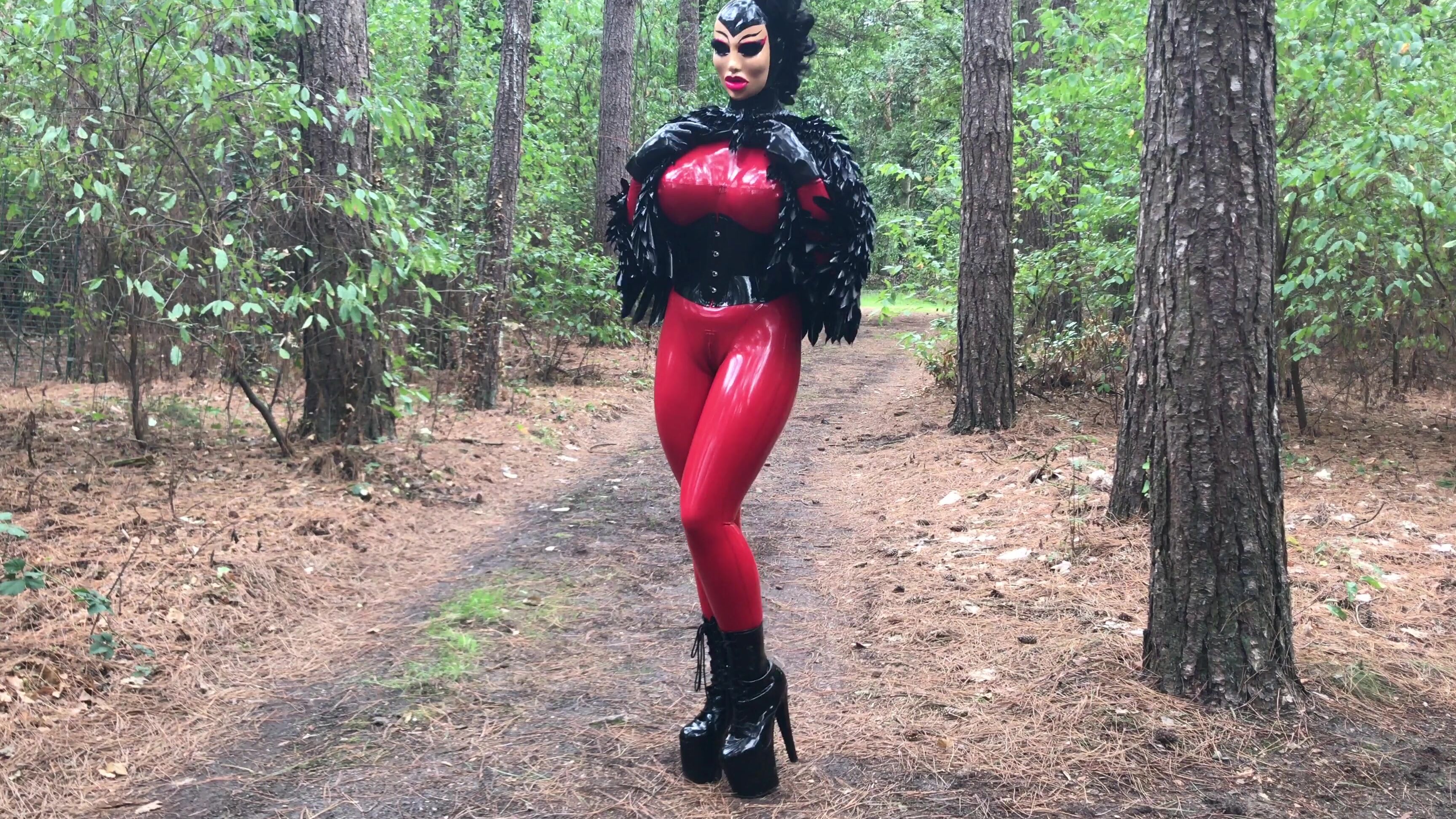 Mfetilicious Walking In The Forest In Full Latex