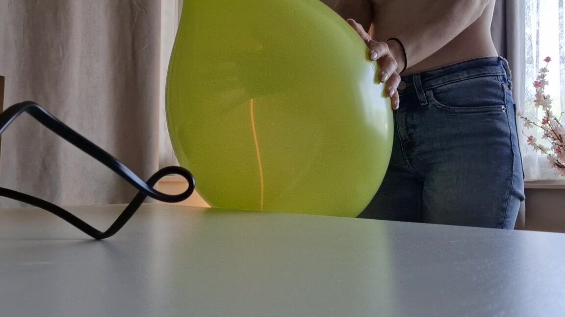 Linaroselina Balloonstore Roleplay Custom Video