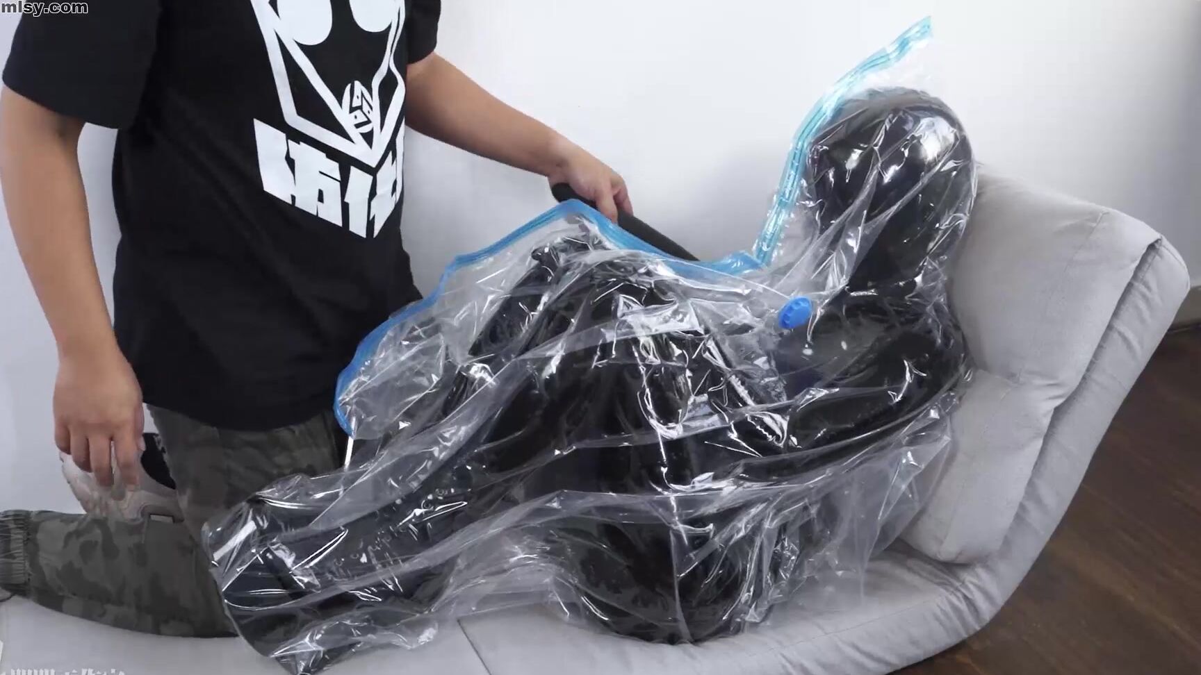 Studio Bling Multi Layer Close To Face 10 Minutev Acuum