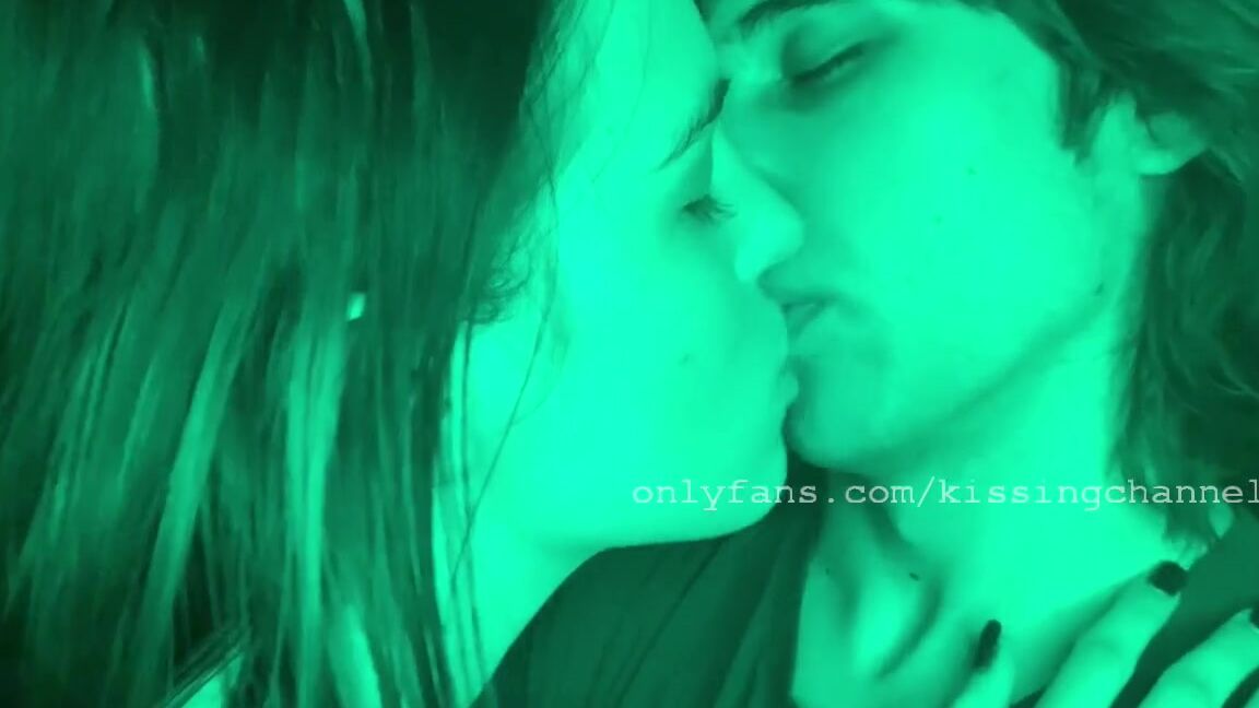 Kissingchannel Nicknamed Kissingchannel 10 10 2021 Onlyfans Video Nick And Mewchii Mewchiifey3