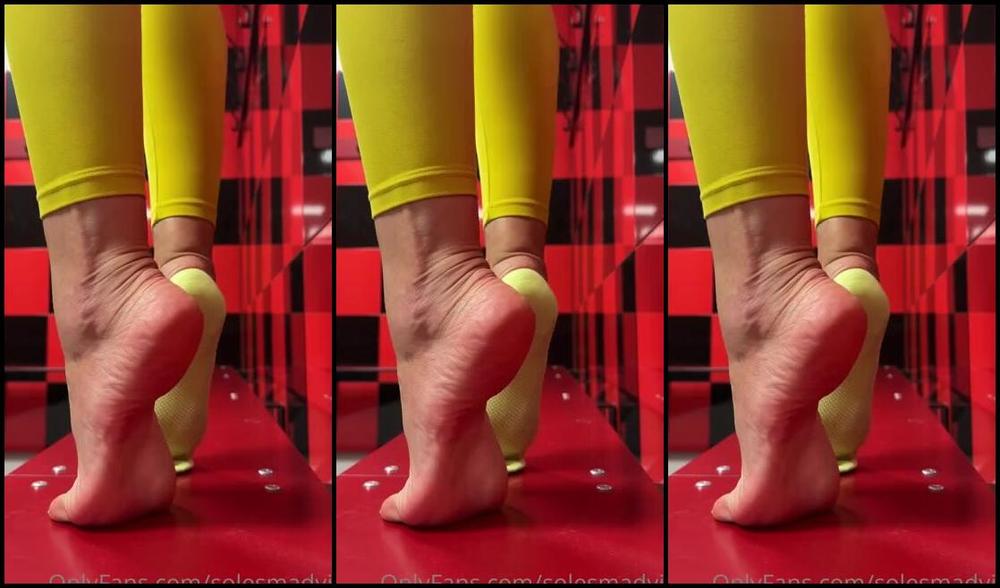 Solesmad Fetish Queen Aka Solesmadvip Onlyfans Training Finished Are You Waiting To See How I Take My Socks Off The Time Has Come