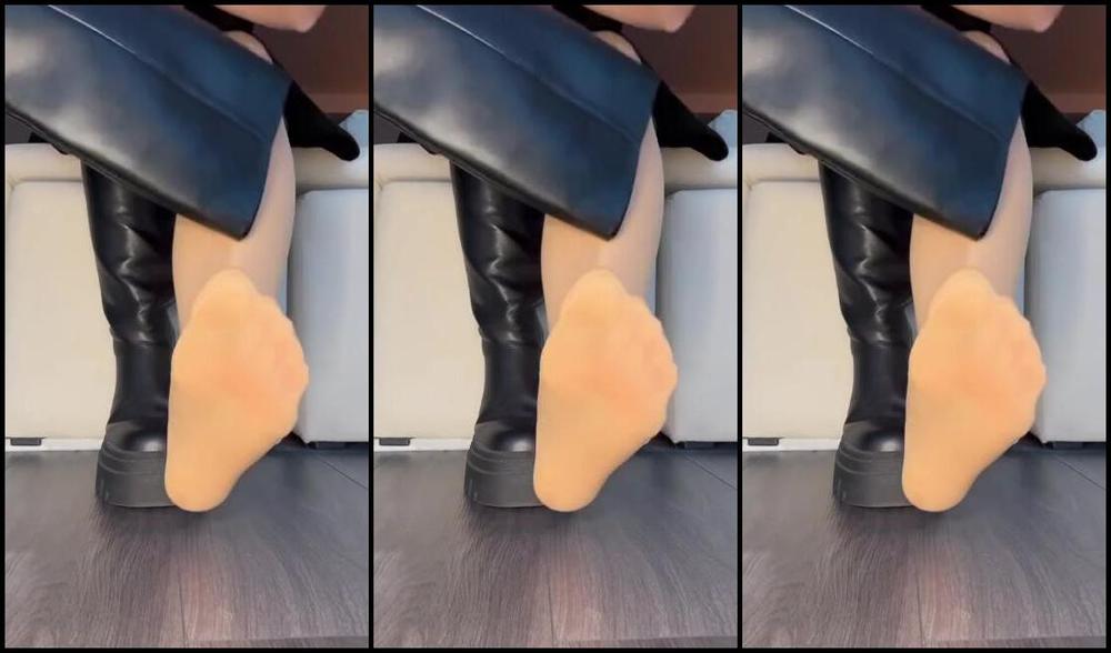 Sarina Jones Nicknamed Sarinajones 03 12 2025 Onlyfans Video I Was Out With Some Friends