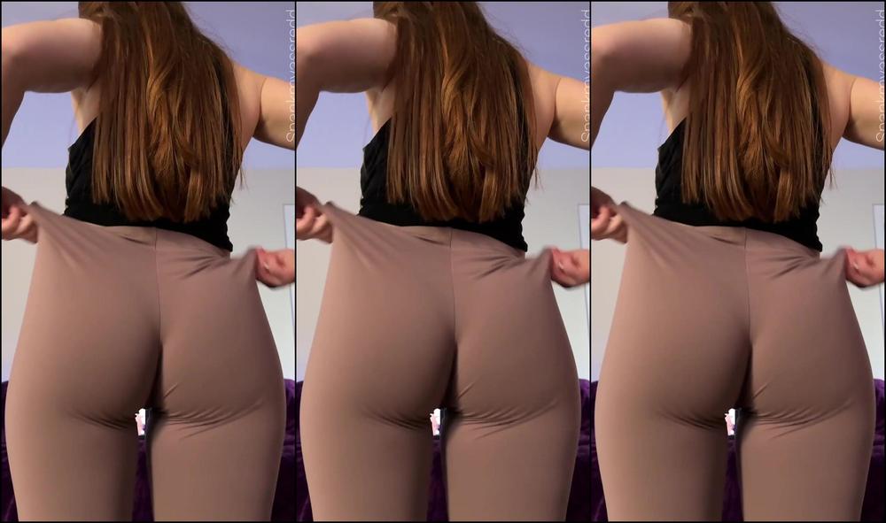 Spankmyassredd 3648458830 01 15 2025 Fun Little Clip In My Leggings I Know You Ve Been Wanting One