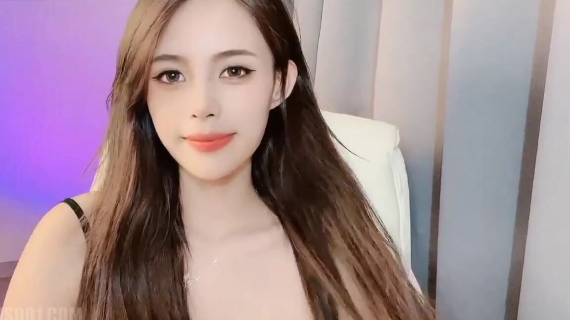 Asian Domestic Zone Self Filmed 07752