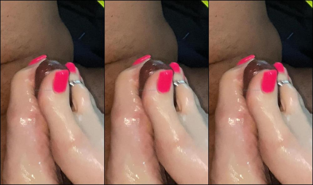 Goddessfendi He S So Lucky He Always Cums X W Me This Was Exciting W People Going By