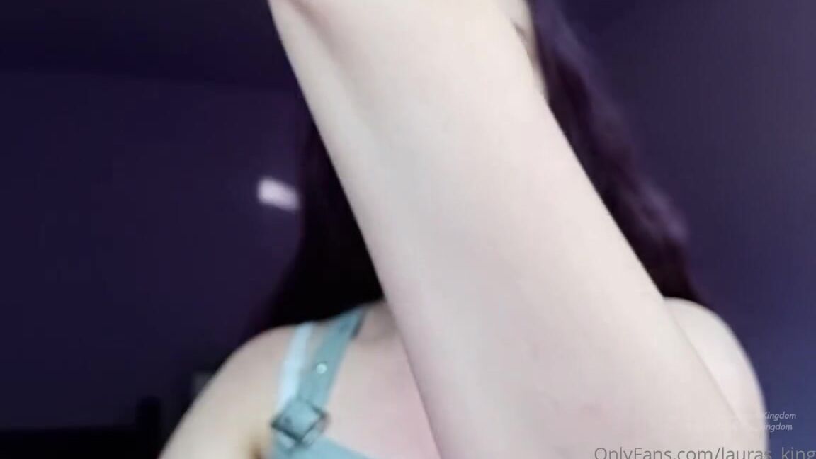 Lalalaura Nicknamed Lauras Kingdom 09 17 2021 Onlyfans Video Aishas Hard Body Scratch Heres Aisha Again For More Scratching Her Nails Are Long Sharp And