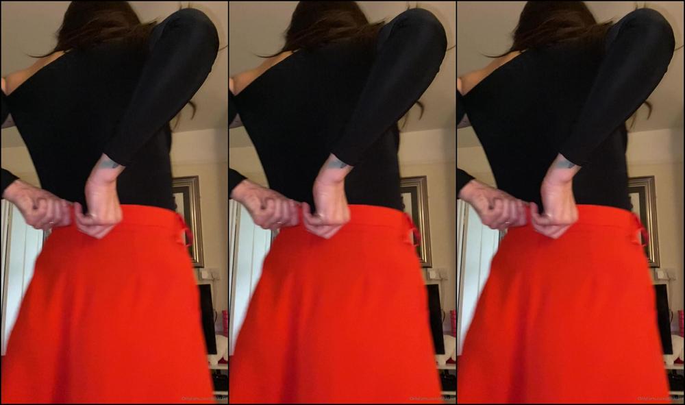 Gthatass Tipsy Lap Dance For Baby Vips You Ll Get The Second Bit To This Lap Dance If You