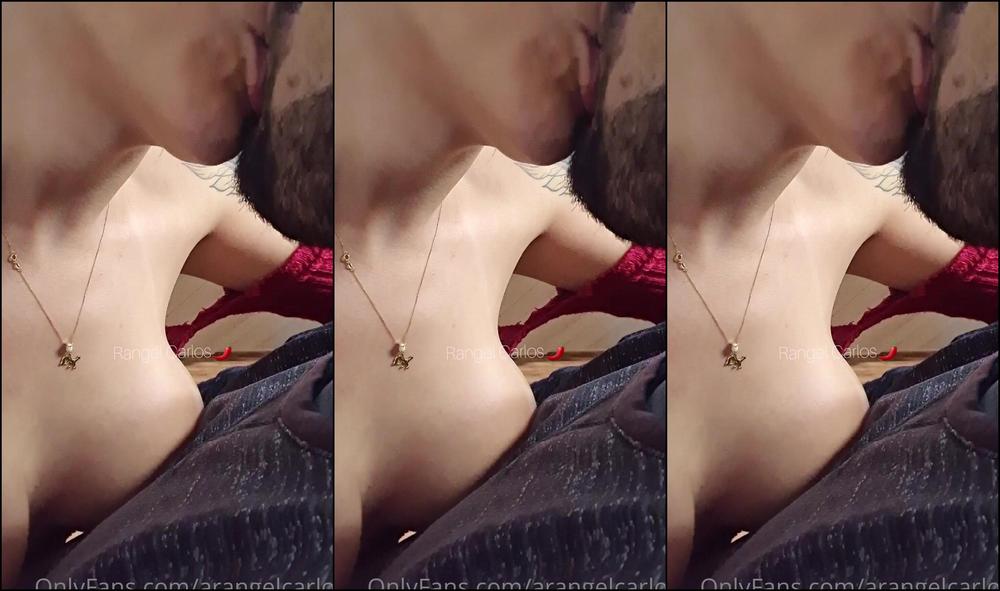 Rangelcarlos93 2172899354 07 25 2021 Cozinhando Enquanto Ele Come A Sobremesa Vai Moz O Goza Gostoso Cooking While He Eats