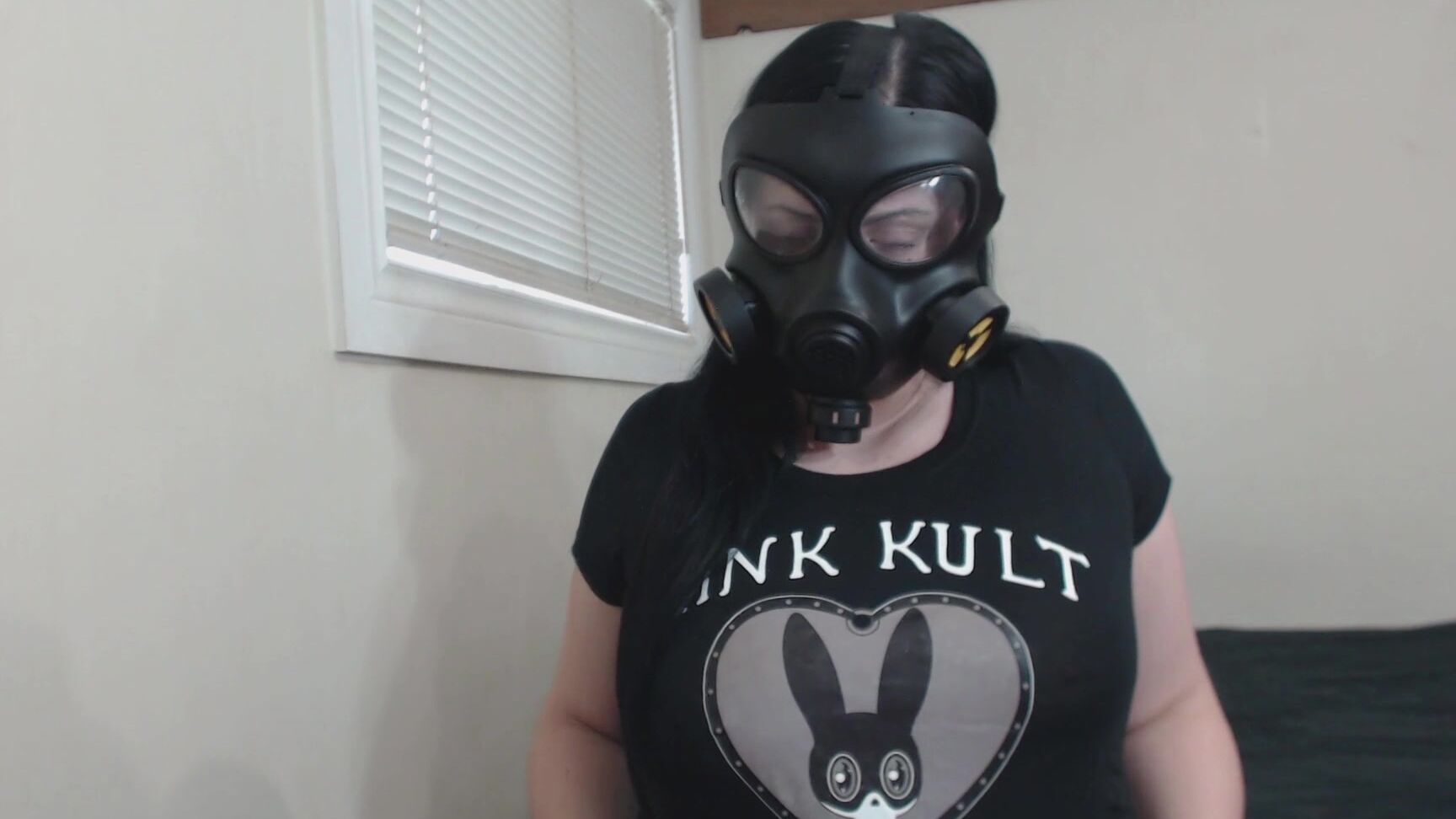 Booty U Biohazard Babe In Mask And Gloves