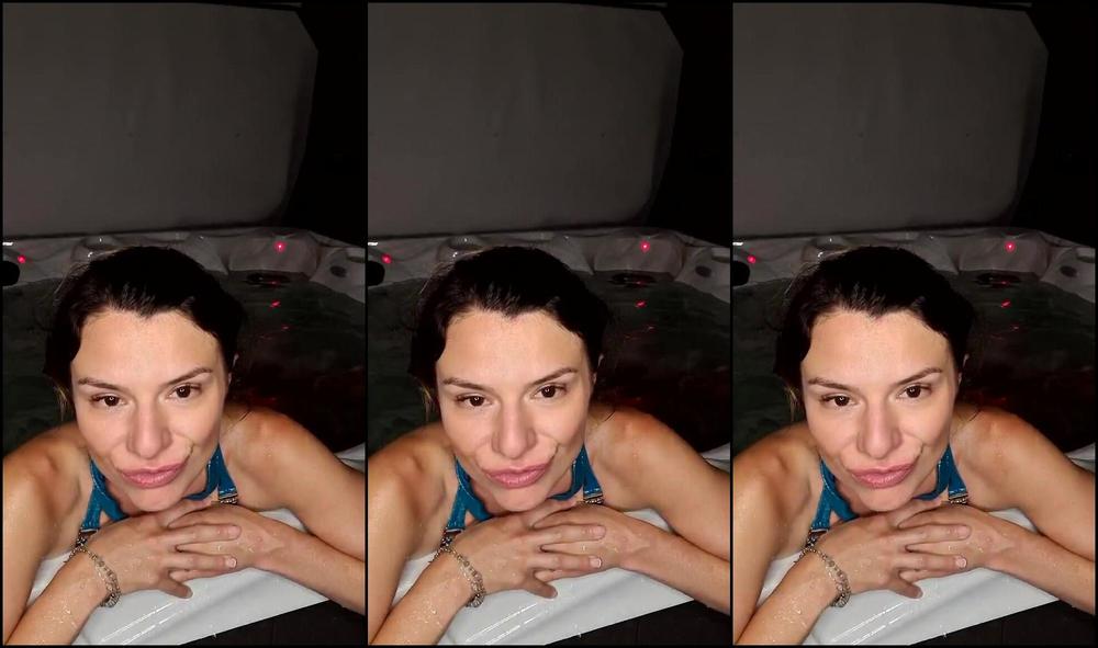 Theenglishrose Stream Started At Pm Live From The