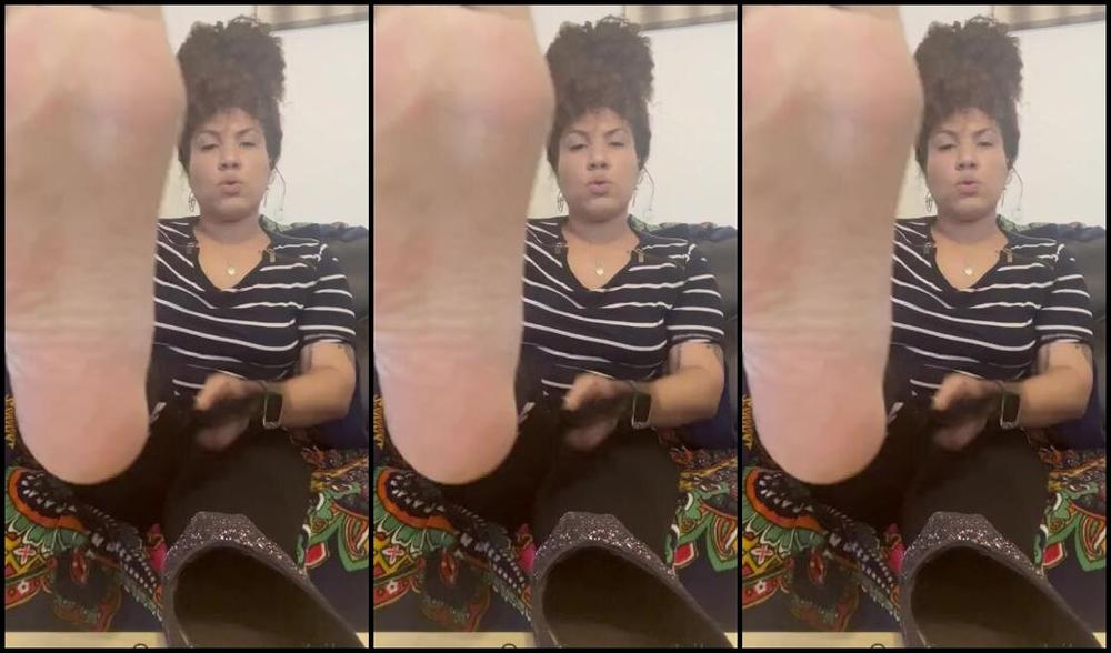 Natasha Aka Vibez3 Onlyfans You Aren T Going Anywhere Not Before I Put Your Pathetic Ass In Your Place First At Least