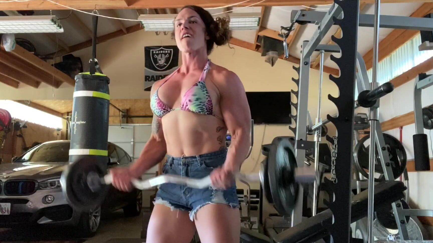 Musclemama My Last Arm Workout Before My Surgery Hope You Guys Enjoy It I Can T Wait To Come